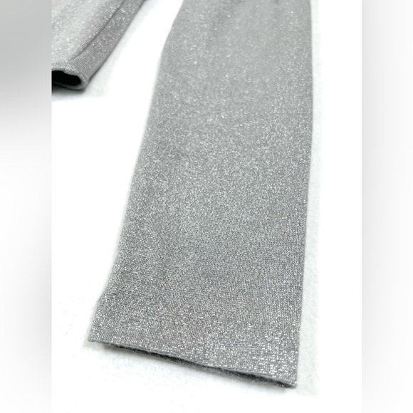 ABERCROMBIE & FITCH Women’s Long Sleeve Sparkle V Neck Bodysuit Gray Shimmer S‎ - Picture 10 of 15